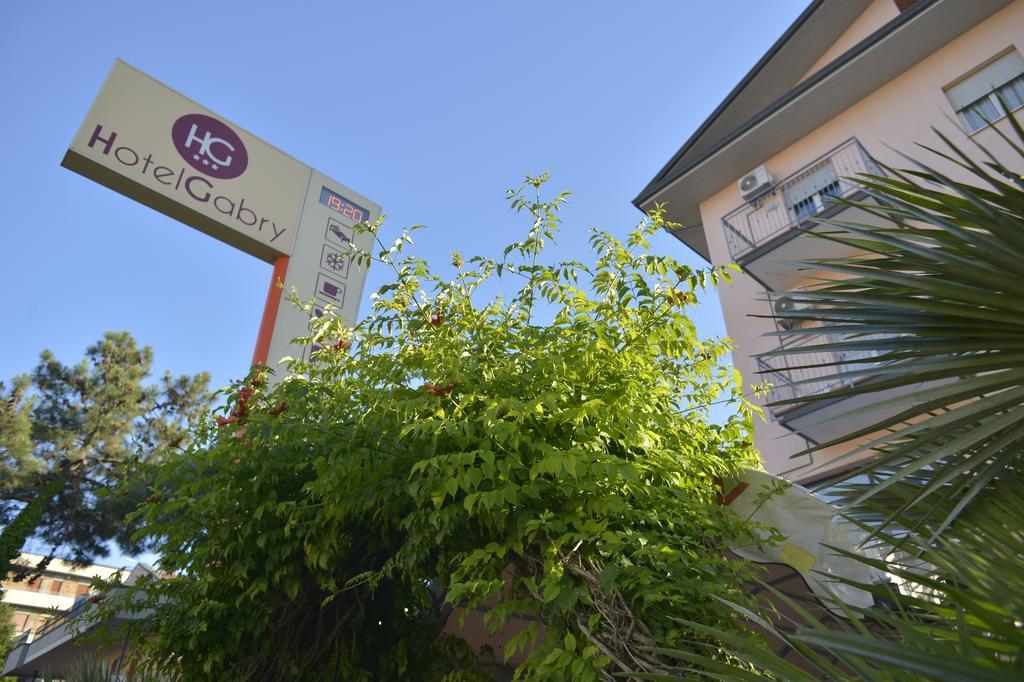 Hotel Gabry Cervia Extérieur photo