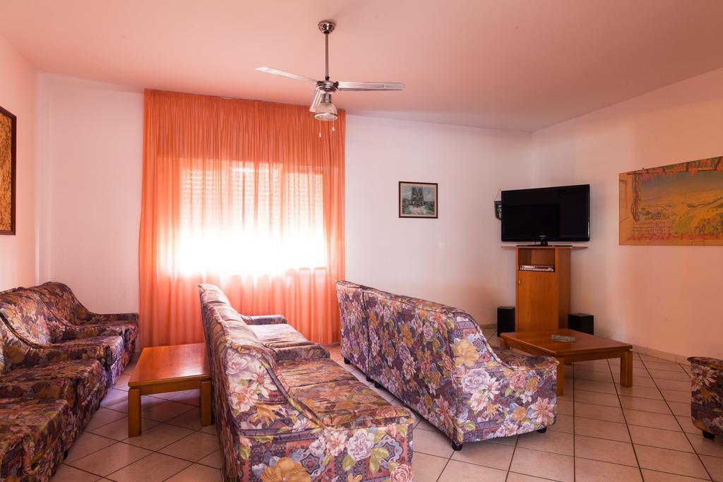 Hotel Gabry Cervia Extérieur photo