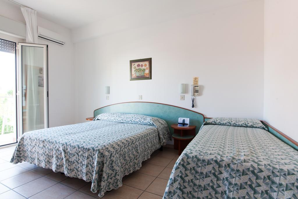 Hotel Gabry Cervia Chambre photo